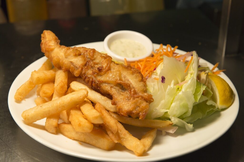 fish, dinner, chips-1684828.jpg